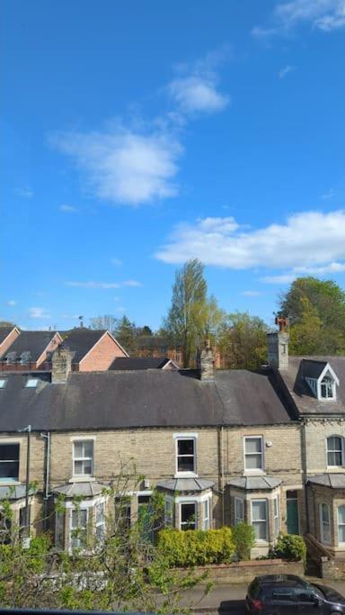 Entire Home In York City エクステリア 写真